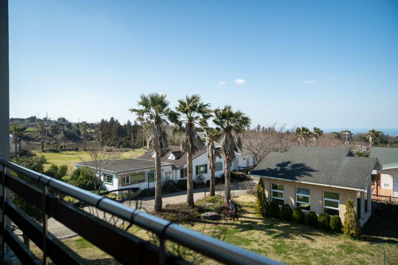 Joyville Resort Чеджудо Экстерьер фото